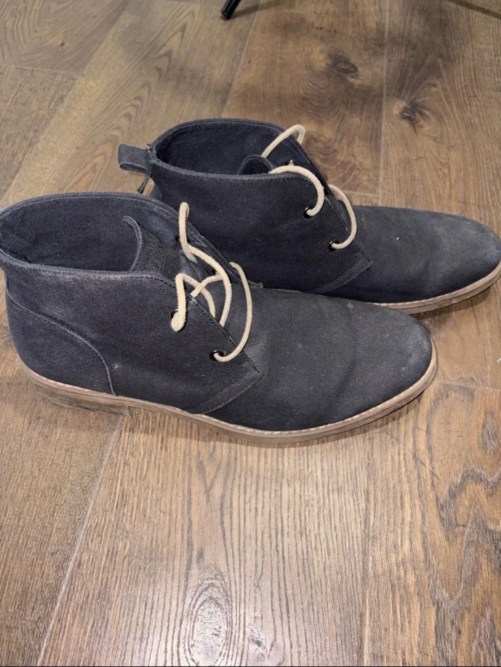 Perry Ellis classic men